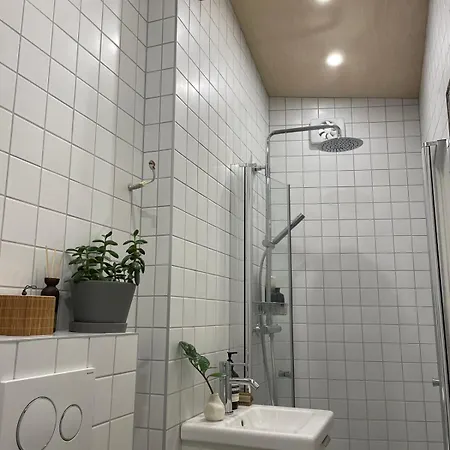 公寓 Newly Renovated By The Sea *